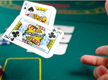How To Deal Cards Like A Casino Dealer